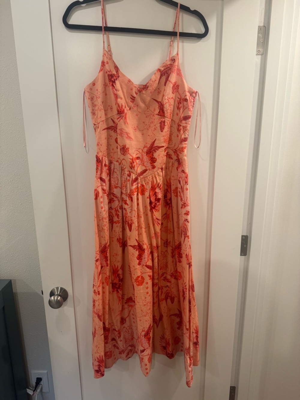 House of Harlow 1960 Peach Midi Dress with Red Floral Print